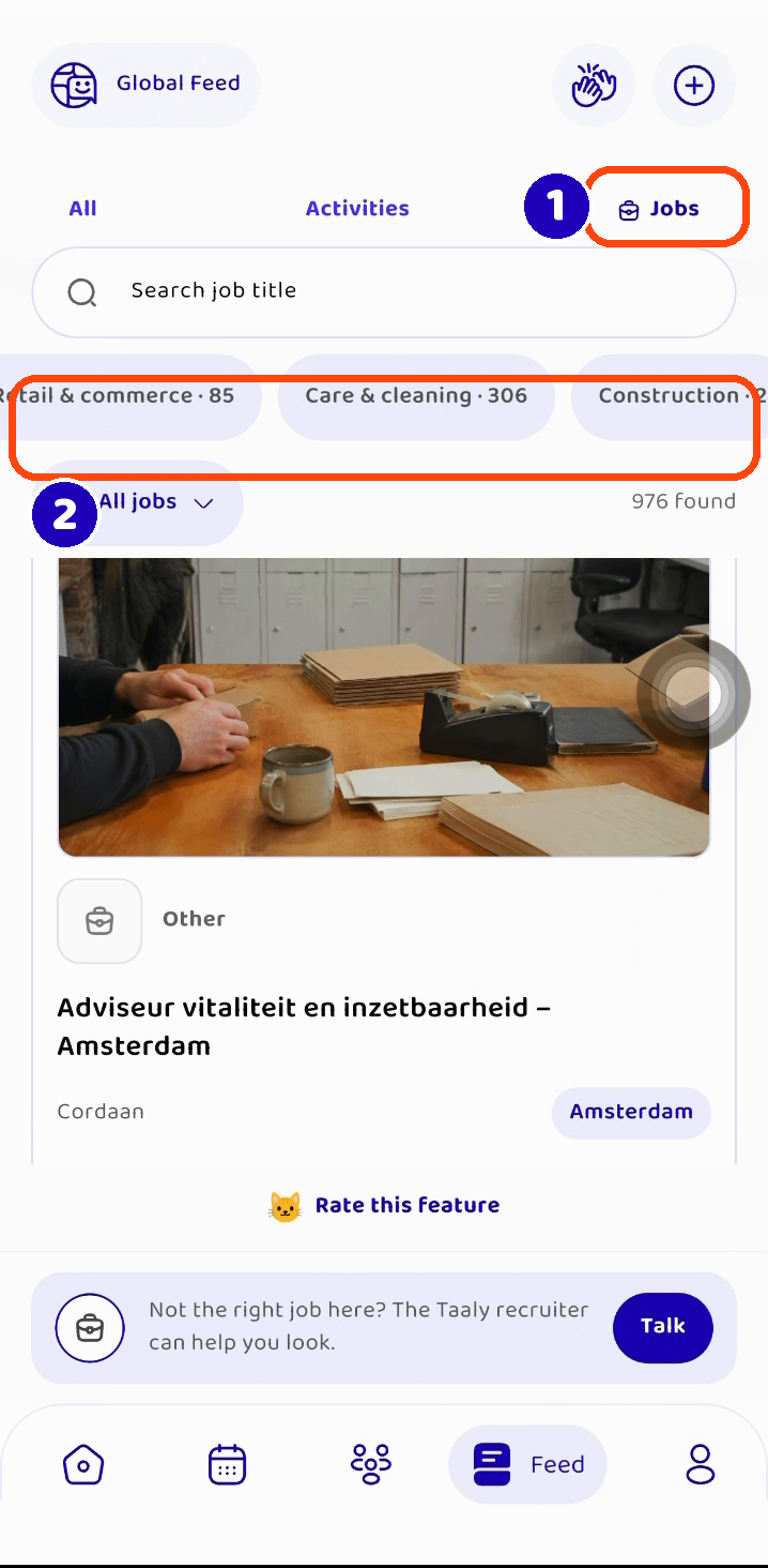De Feed met het tabblad Jobs open, met de zoekbalk, sectorfilters en een vacature